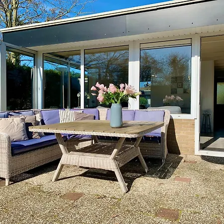 Sint Maartenszee Near Sandy Tatil Evi Sint Maartensvlotbrug