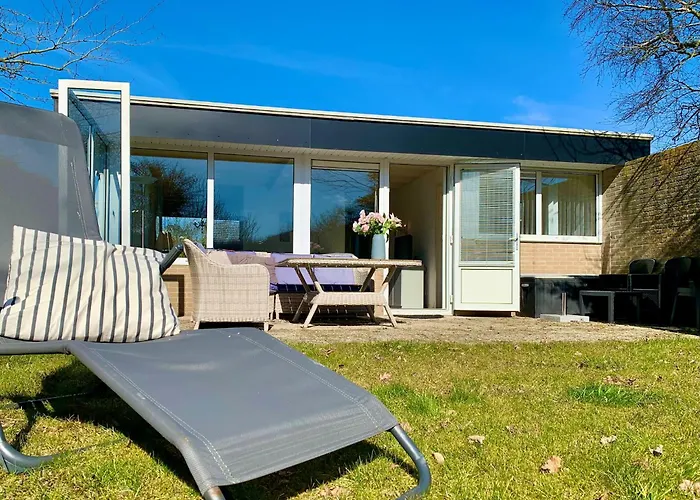 Sint Maartenszee Near Sandy *