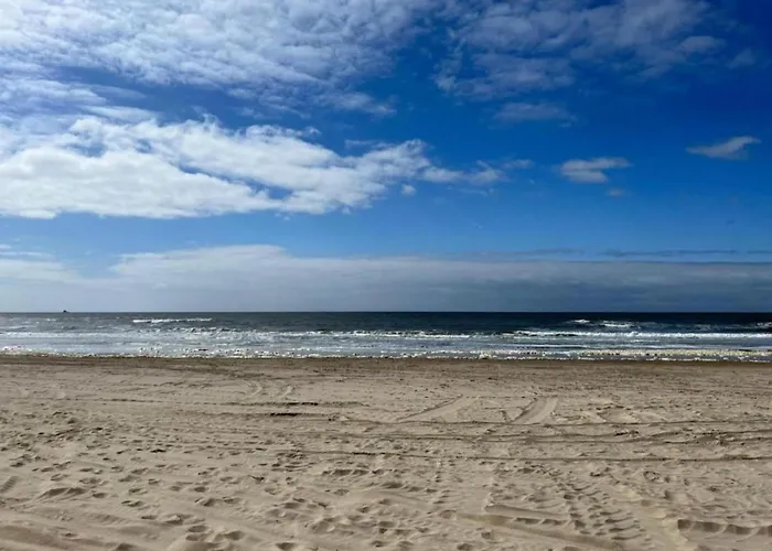Sint Maartenszee Near Sandy Sint Maartensvlotbrug
